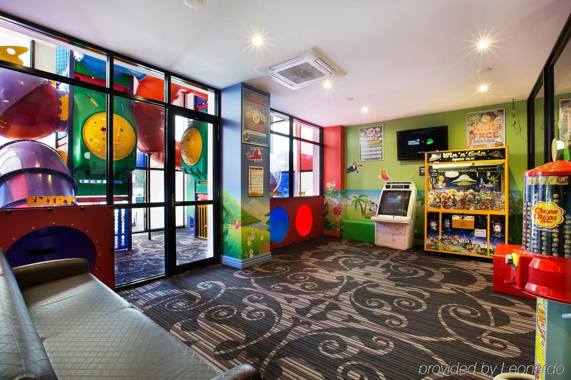 Nightcap At Skyways Hotel Melbourne Exterior photo
